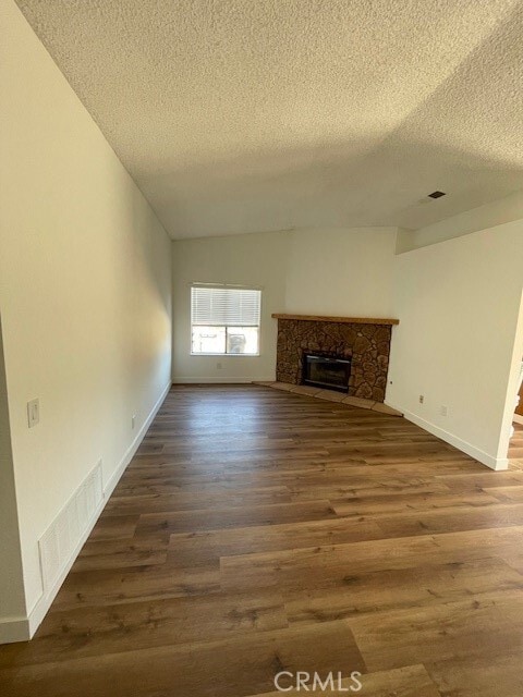 Building Photo - 1009 Symeron Ct