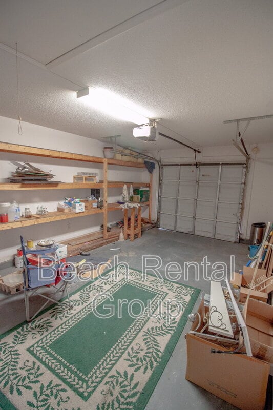 Building Photo - 9490 Leeds Cir