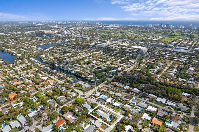 Building Photo - 3705 NE 16th Ave