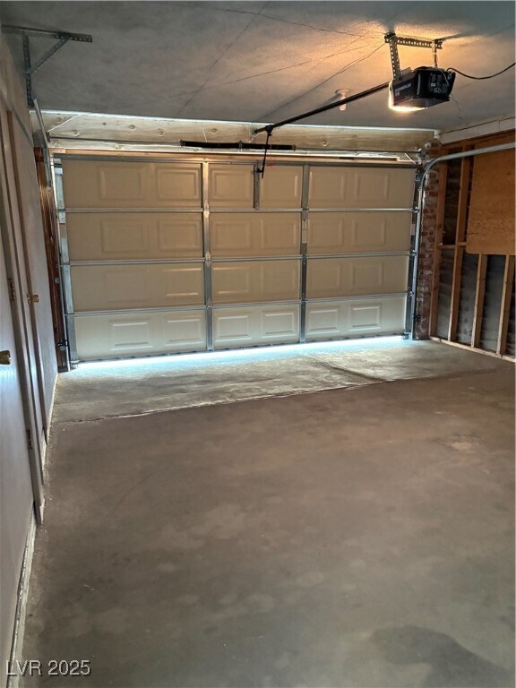 Building Photo - 2005 Fontenelle St