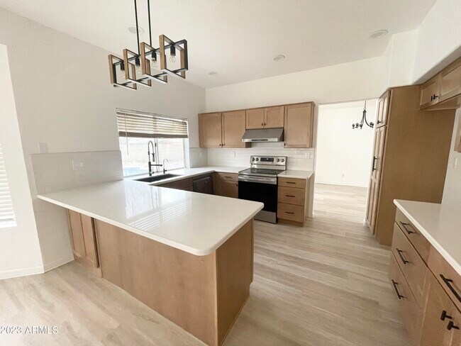 Building Photo - 11417 W Sage Ct