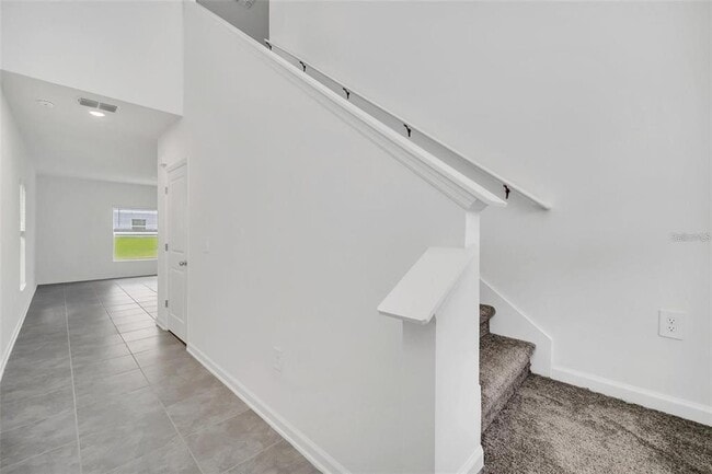 Building Photo - 1622 Reservoir Pl
