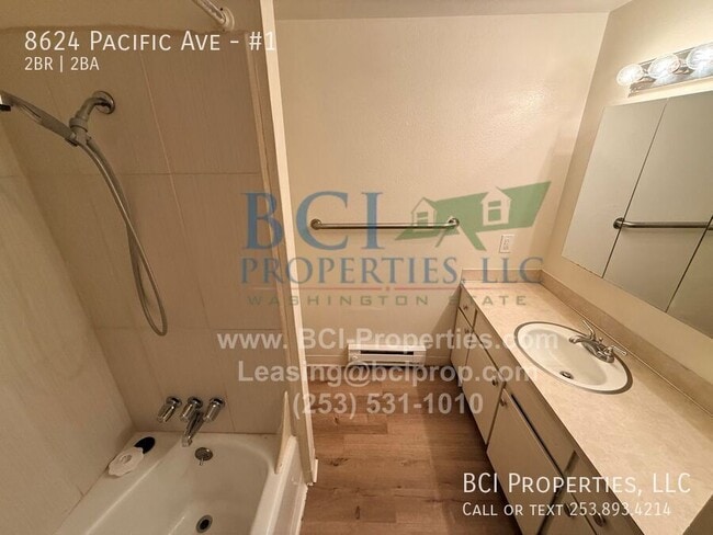 Building Photo - 8624 Pacific Ave S