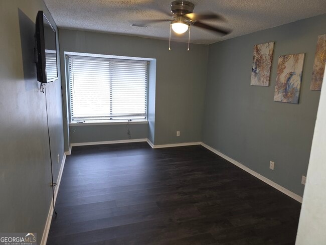 Building Photo - 2168 Palmyra Dr