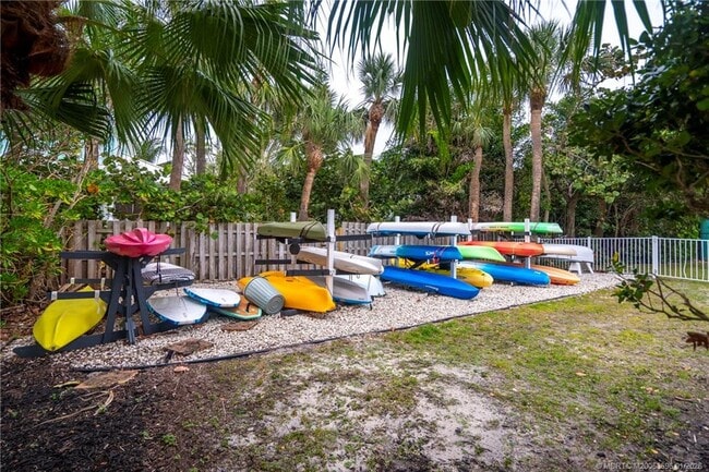 Building Photo - 2370 NE Ocean Blvd