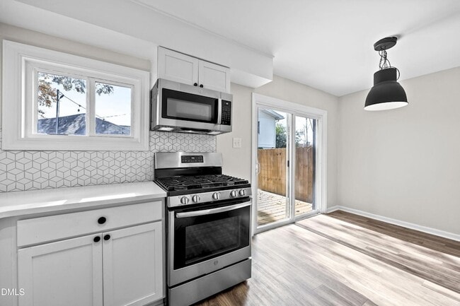 Building Photo - 1618 Boyer St