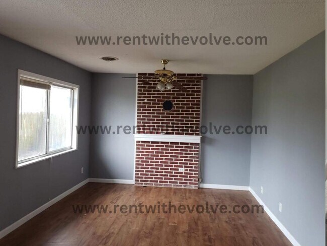 Building Photo - 506 Layne Dr