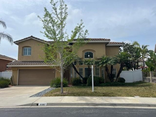 Building Photo - 1137 Avenida Sobrina