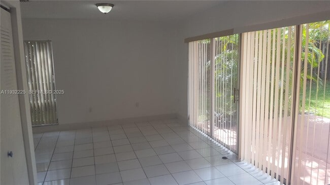 Building Photo - 11860 SW 92nd Ln