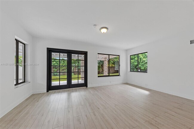 Building Photo - 7525 Adventure Ave