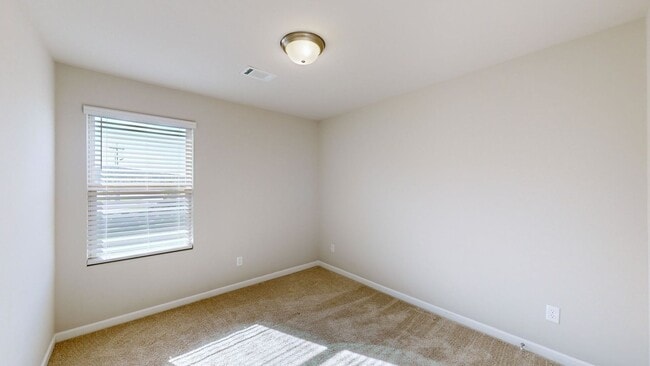 Building Photo - 2815 Haversack Cir