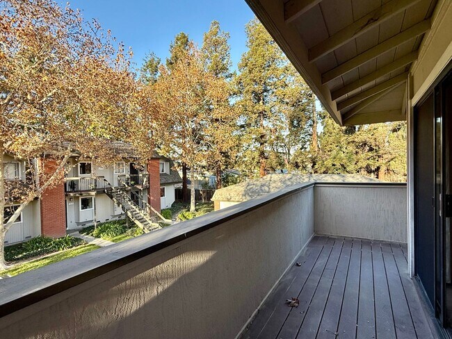 Building Photo - New Vinyl Plank Flooring, Fresh Interior Paint, 1 Car Garage + 1 Assigned Outdoor Parking Space -...