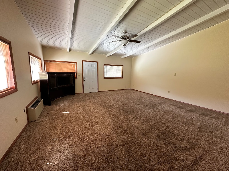 Building Photo - 5 Pleasant Ridge Dr