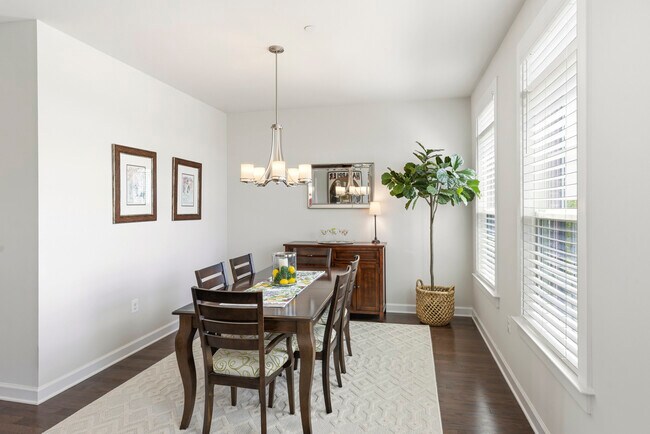 Building Photo - 5917 Glen Willow Wy