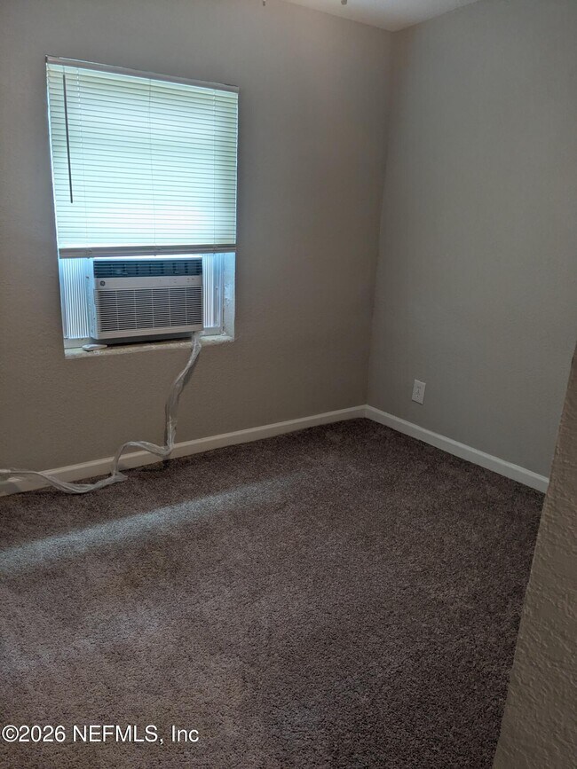 Building Photo - 5306 Paris Ave