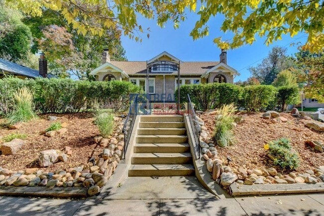 Building Photo - 594 S Ogden St