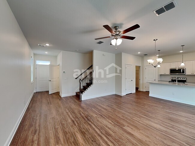 Building Photo - 6058 Little Blf Cir