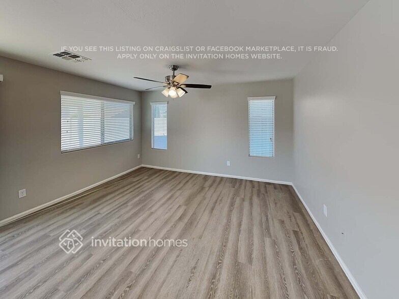 Building Photo - 1544 W San Tan Hills Dr