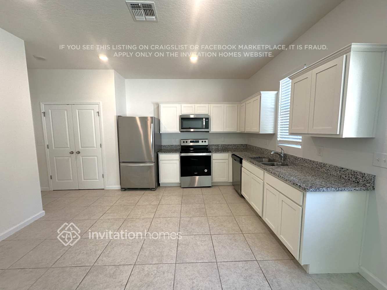 Building Photo - 1080 Cades Cv Wy