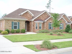 Building Photo - 3742 Anslow Dr