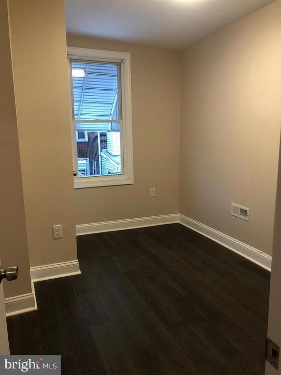 Building Photo - 3144 Aramingo Ave