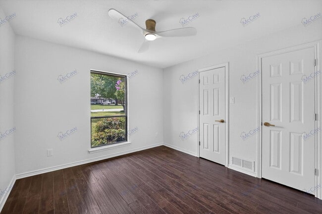 Building Photo - 3505 Larkin Ln