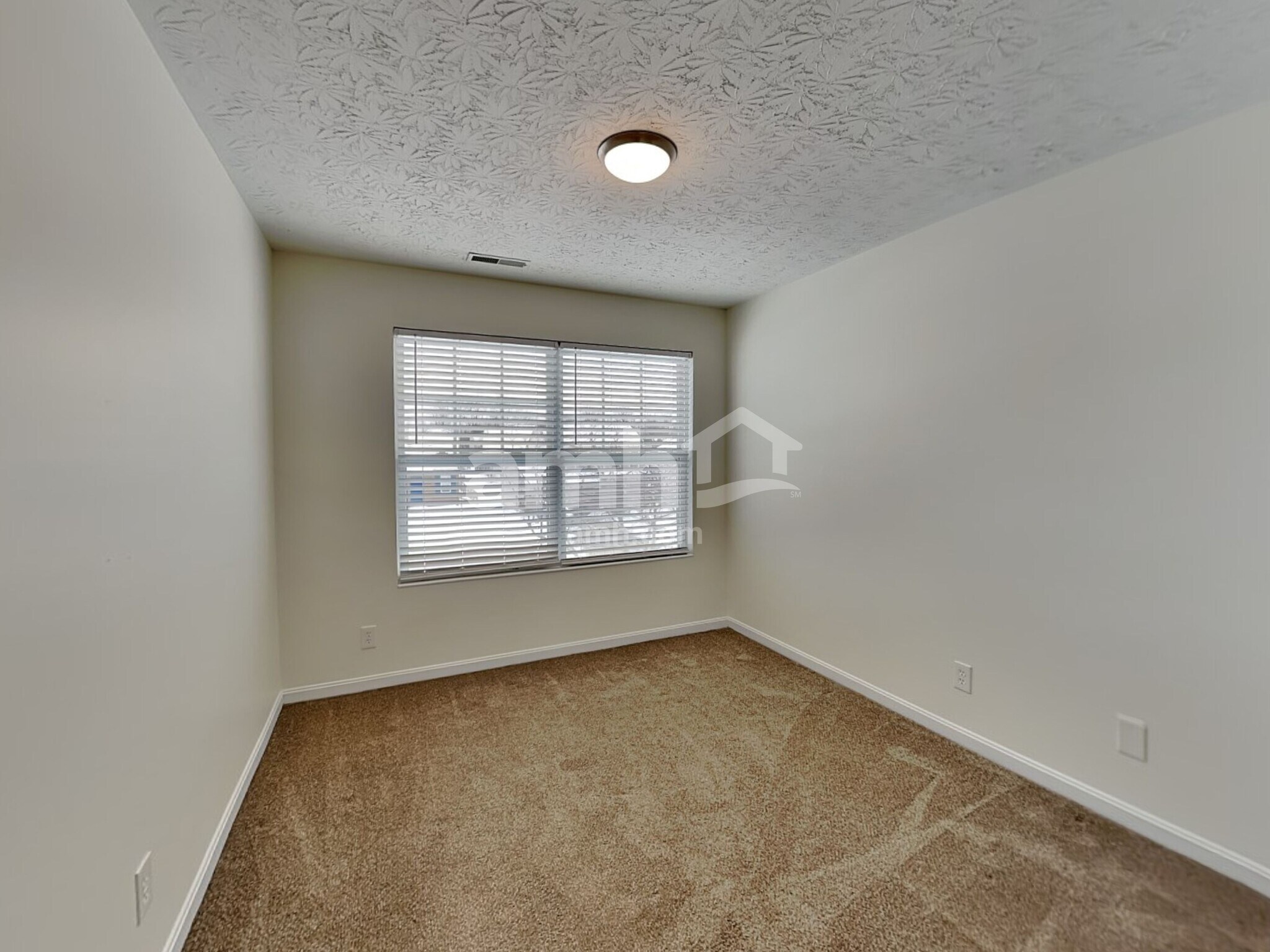 Building Photo - 3202 Meadoway Ct