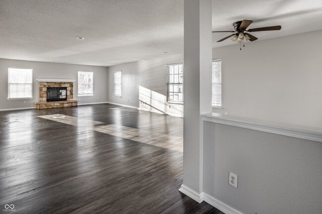 Building Photo - 12703 Courage Crossing