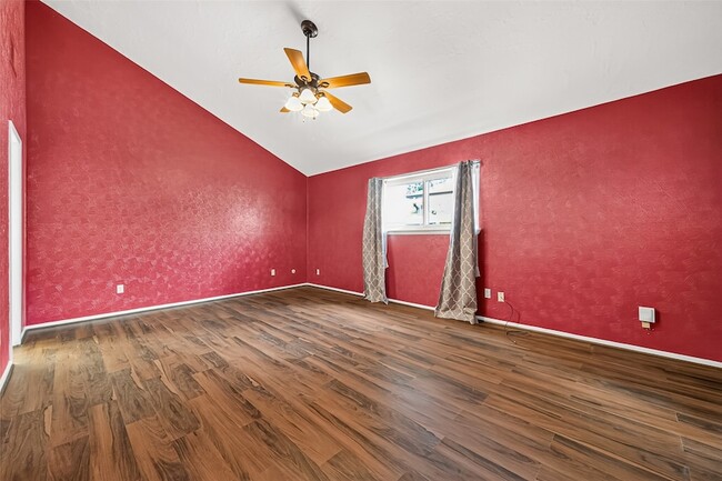 Building Photo - 6138 Gallant Forest Dr