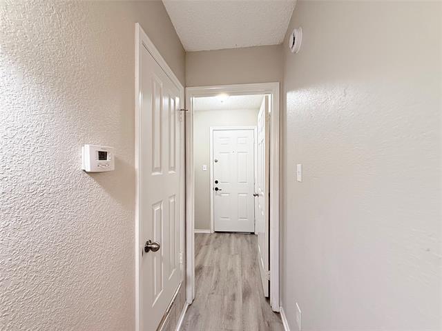 Building Photo - 980 Mauve Dr