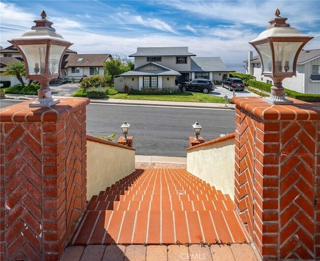 Building Photo - 3675 Vigilance Dr