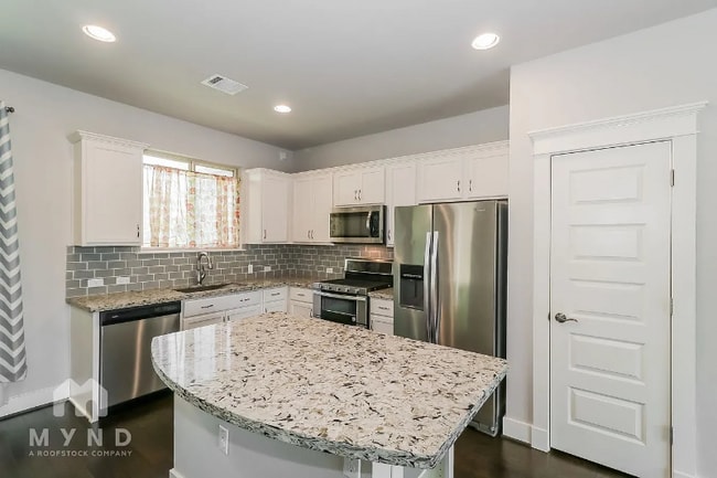 Building Photo - 10603 Wills Lp