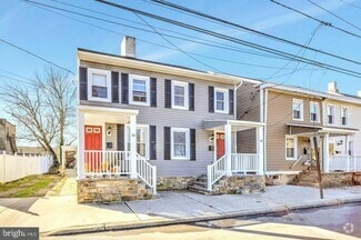 Building Photo - 60-60 2nd St