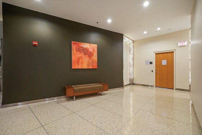 Building Photo - 700 N Larrabee St