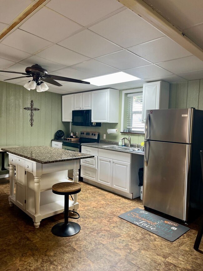 Building Photo - ALL BILLS INCLUDED!!! Studio Apartment - Country Living at its Best - FURNISHED