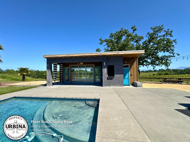 Building Photo - Luxury Vineyard Retreat with Pool, Cabana ...