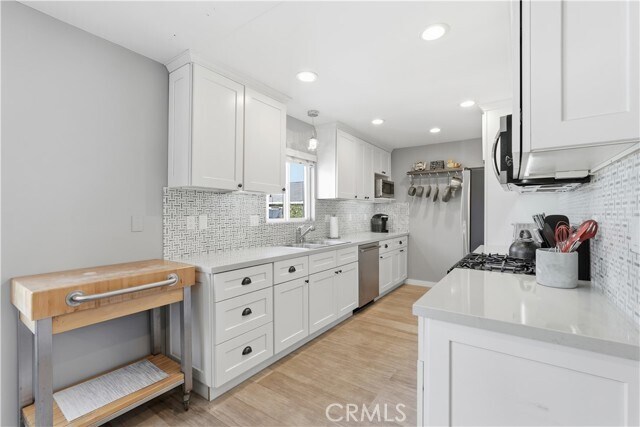 Building Photo - 116 5th Pl