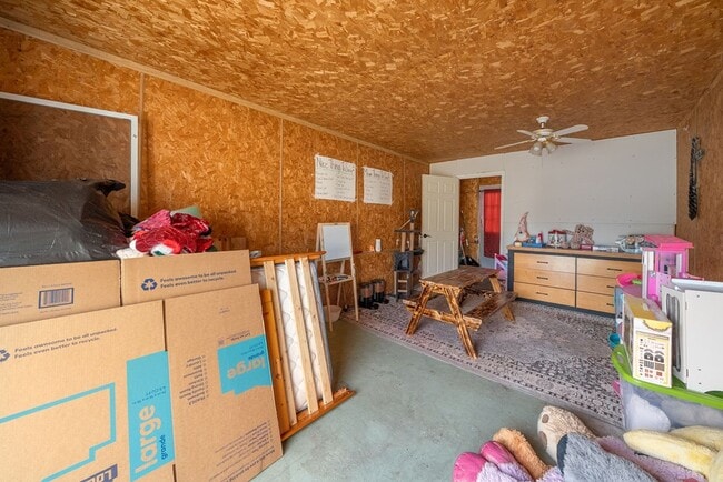 Building Photo - 1405 Barberry Pl