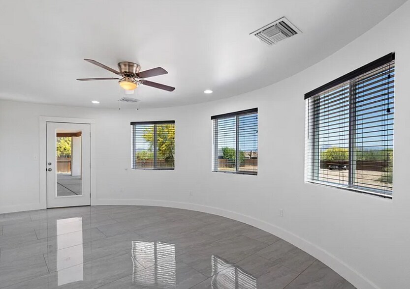 Building Photo - 28301 N 154th St