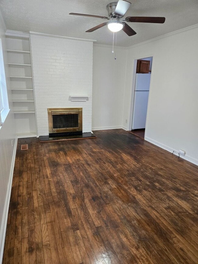Building Photo - Oak Ridge 37830 - 1 bedroom, 1 bath Apartm...