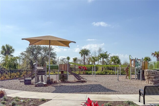 Building Photo - 17637 Crescent Moon Lp