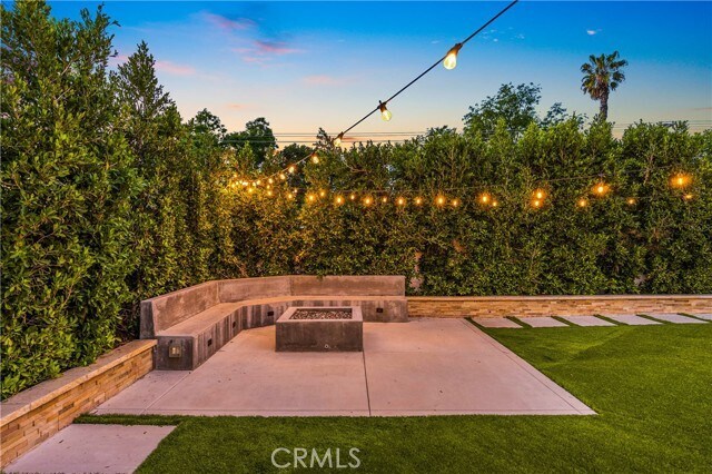 Building Photo - 1320 N Van Gogh Cir