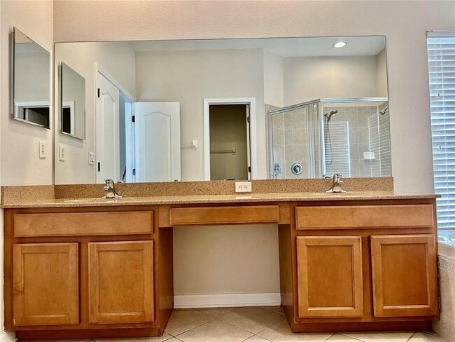 Building Photo - 9249 Edistro Pl