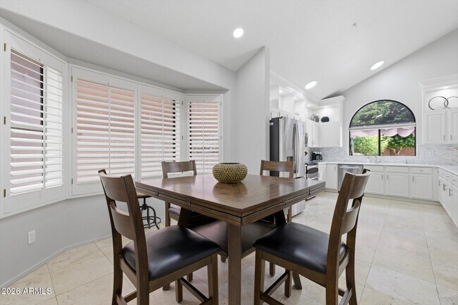 Building Photo - 9750 E Gelding Dr