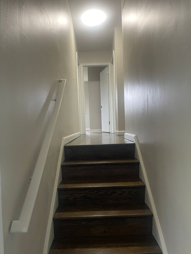 Building Photo - 4803 Paulson Dr