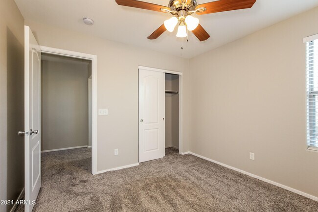 Building Photo - 17159 N 184th Dr