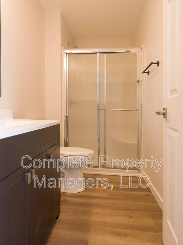 Building Photo - 821 Jefferson Ave