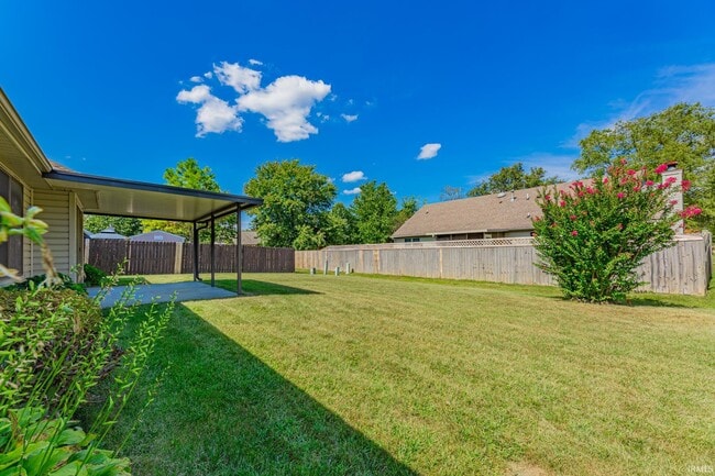 Building Photo - 3900 Deer Trail
