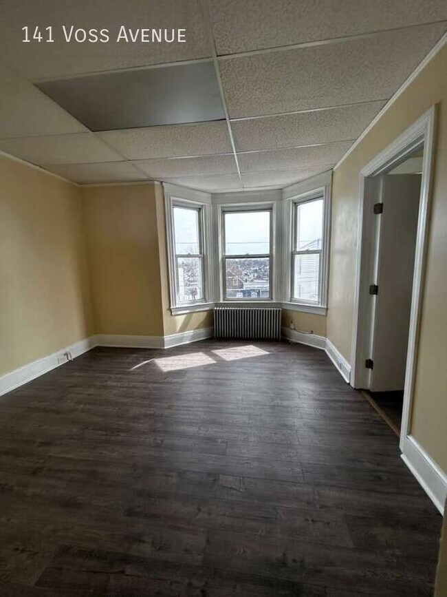 Building Photo - 141 Voss Ave