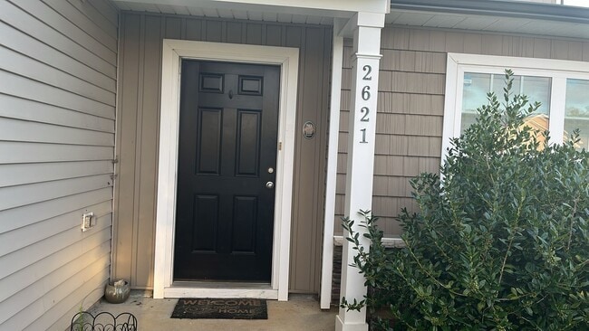 Building Photo - 2621 Tummel Ln